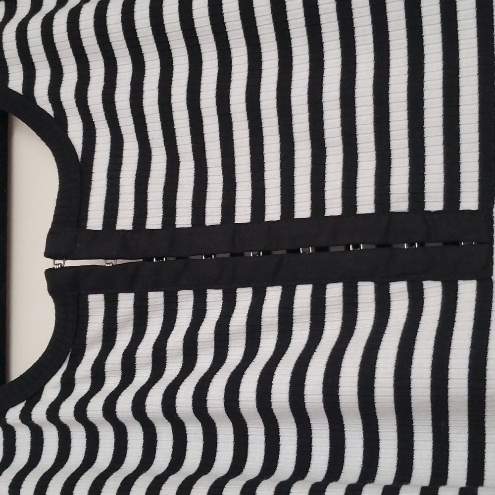 *NWT* Torrid's Midi Rib Hookeye Tank Dress Stripe Black White Dress - Picture 3 of 16